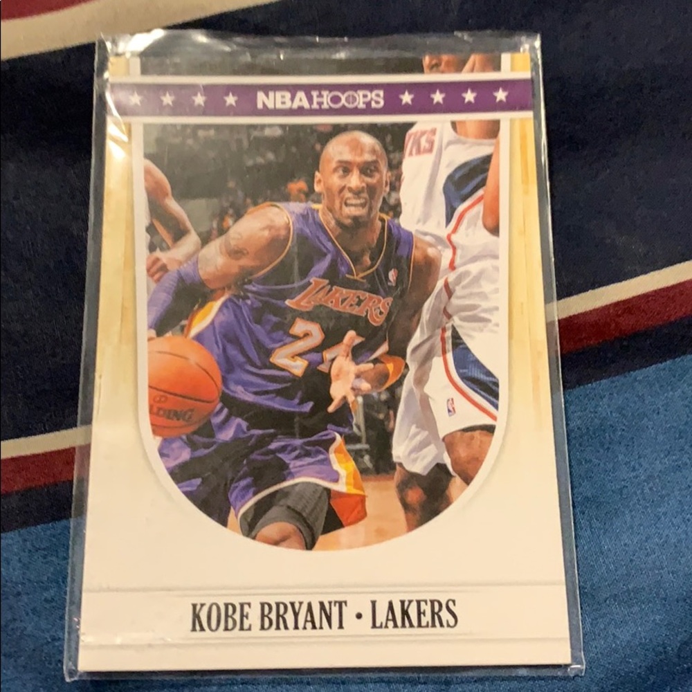 Kobe Bryant rare 2010-11 card!